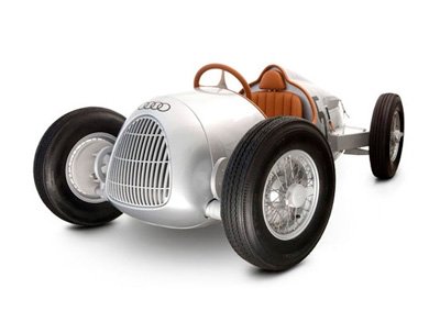 strictly-limited-audi-auto-union-scale-replica-pedal-car